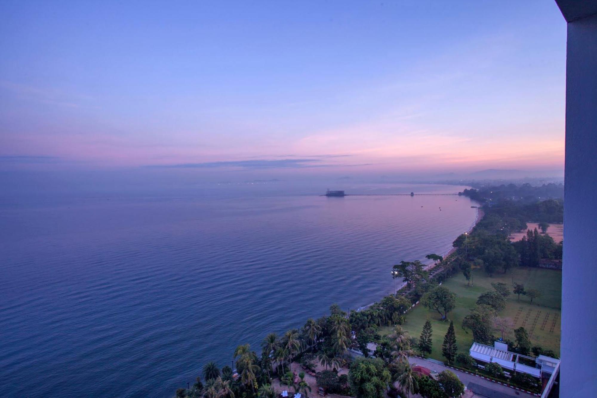 Cholchan Pattaya Beach Resort - Sha Extra Plus Naklua Cameră foto